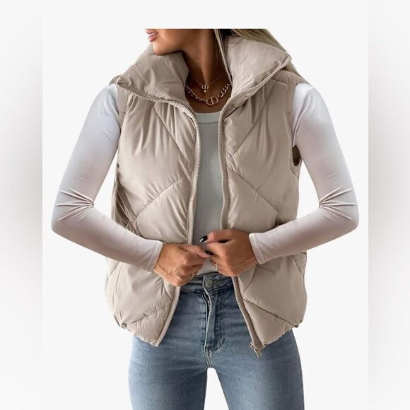 NWOT Newffr quilted puffer vest size Small - Picture 1 of 7